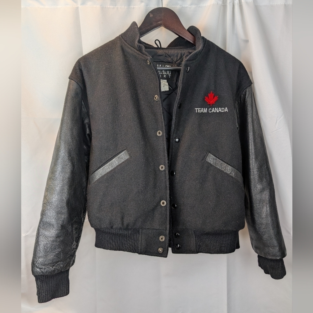 Lamasz sport Canada Varsity Leather  Jacket 90s Vintage Size L in EUC